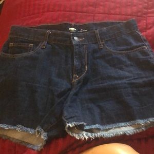 Woman’s old navy denim cutoff shorts size 6 reg